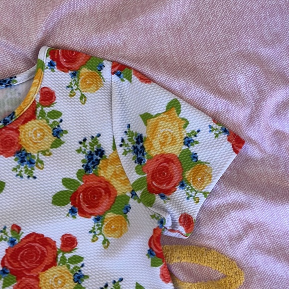 SOLD - Girls Size 16 Flapdoodles Rose Floral Lace Top - Picture 3 of 6